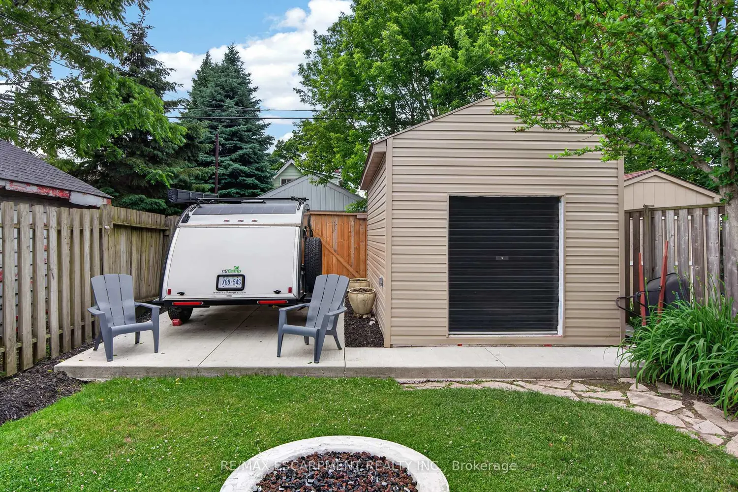 55 Cameron Avenue photo 2