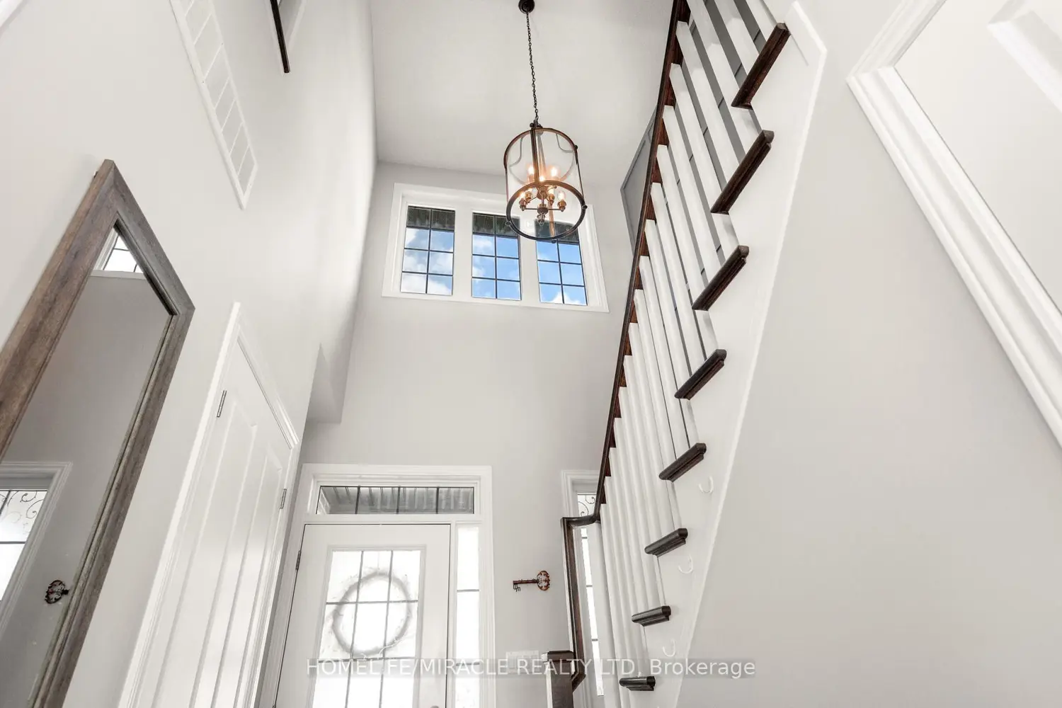 498 Fairway Road photo 3