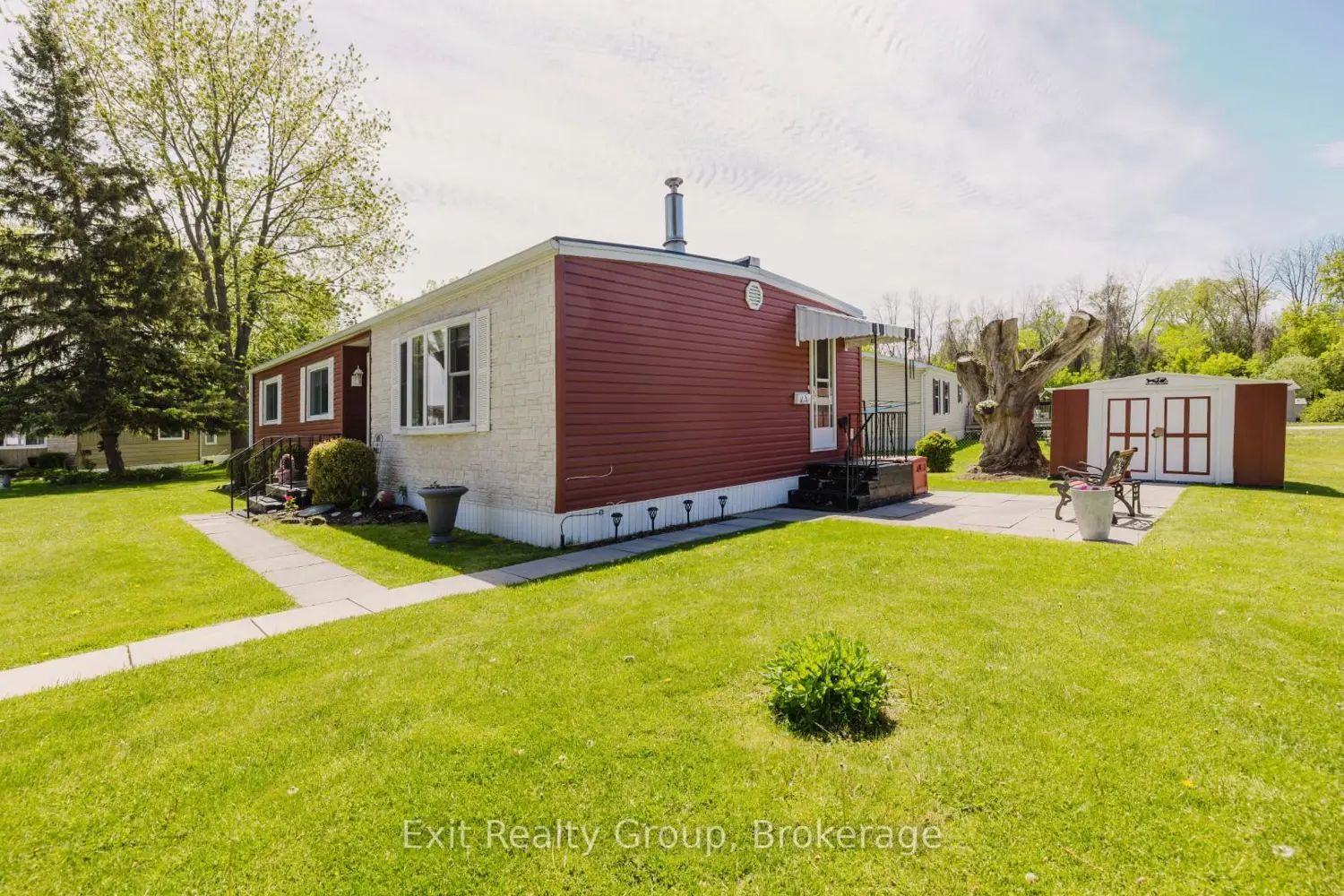 63 Whites Road 172 photo 3