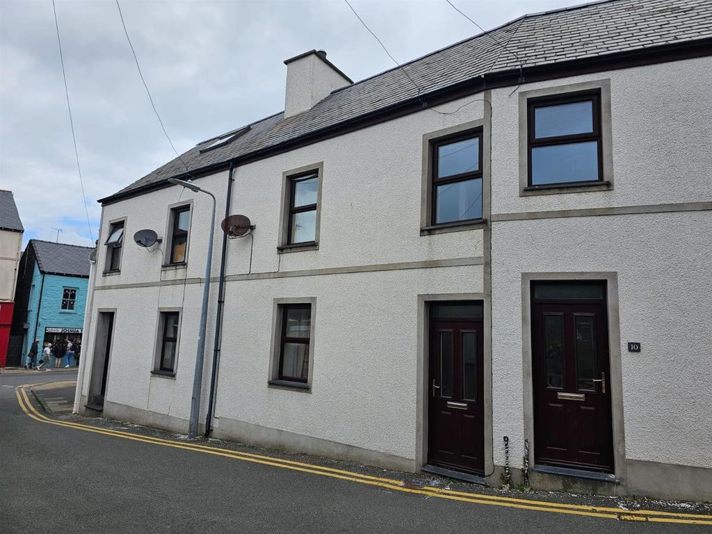 2 bed terraced house for saleRhes Mitre, Pwllheli LL53