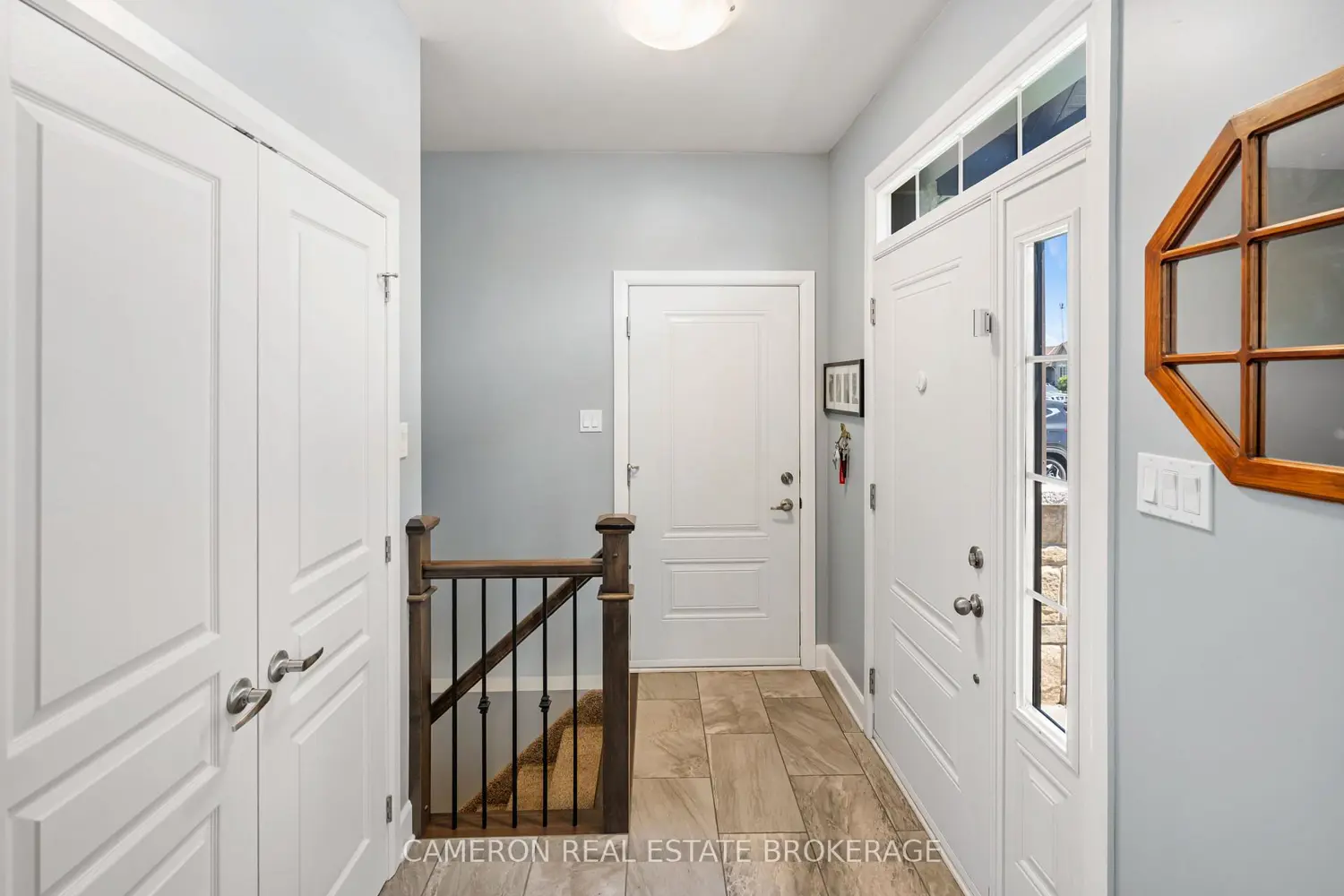 2207 Heron Court photo 2