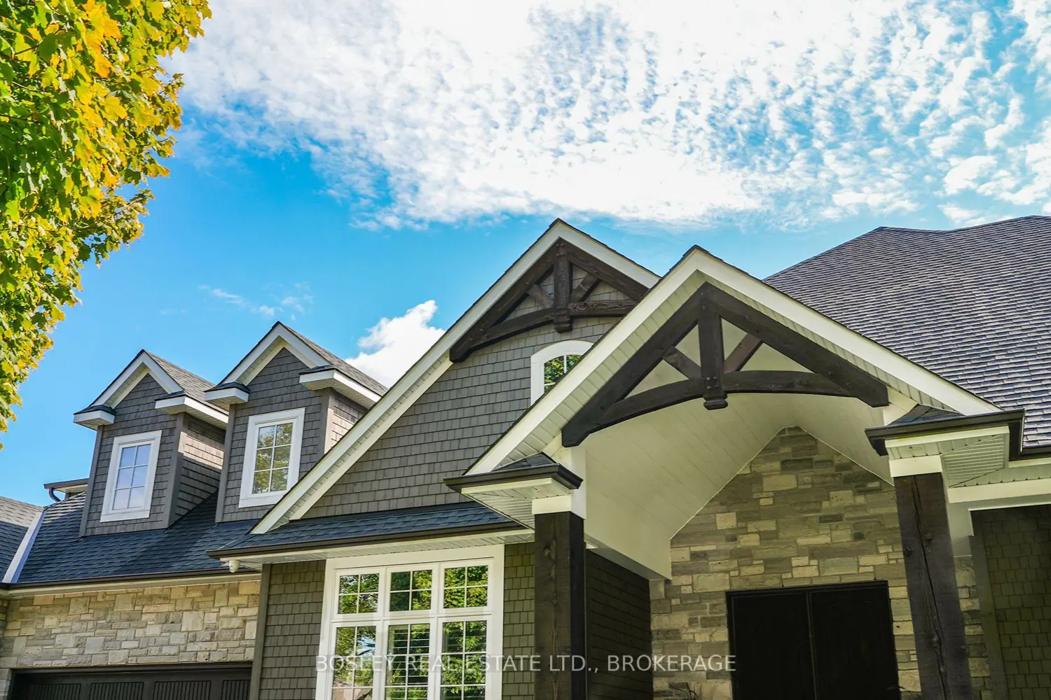 94 Terrence Park Drive photo 2