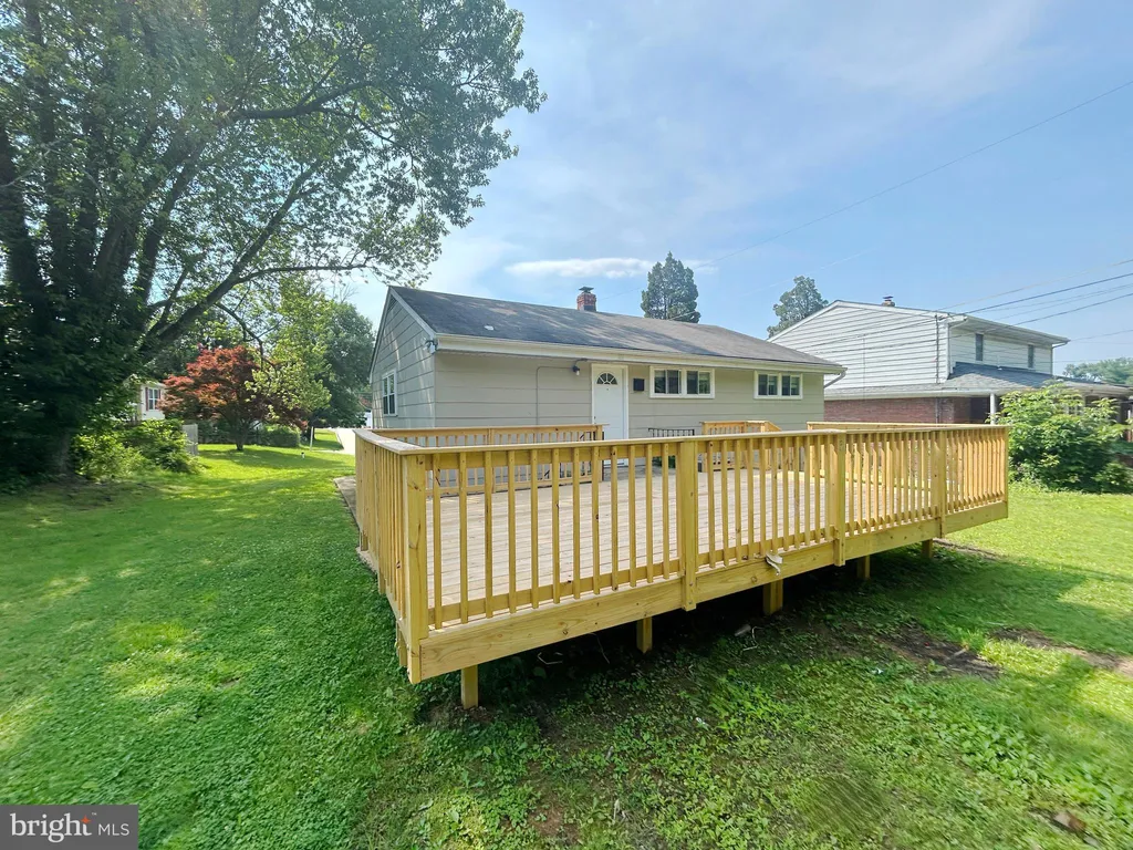 2012 Royal Garden Drive, Baltimore, MD 21207 photo 5
