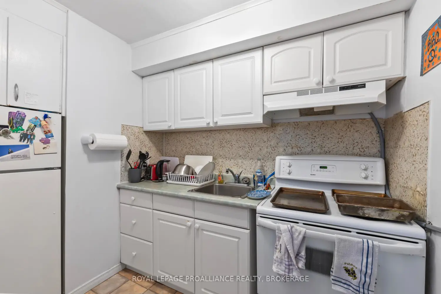 325 Johnson Street photo 3