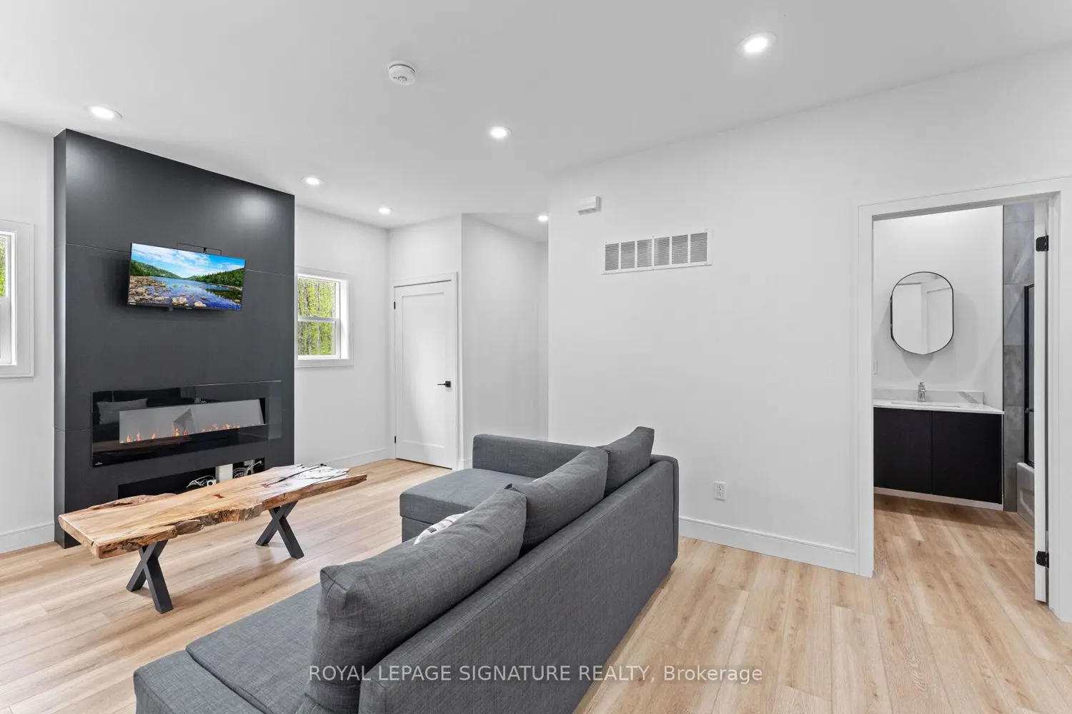 44 Sunnyshore Park Drive photo 4
