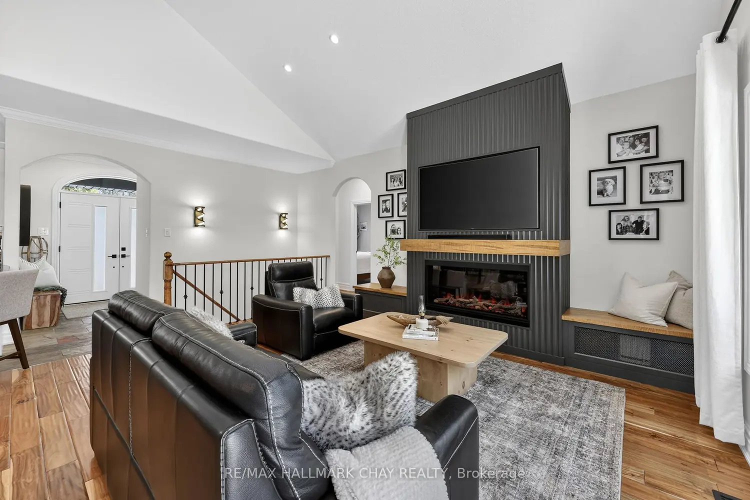 25 Laddie Lane photo 2