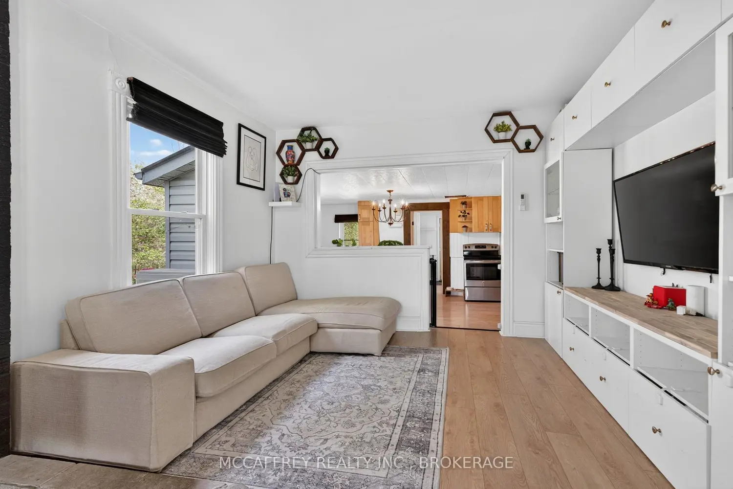 476 Hoards Road photo 5