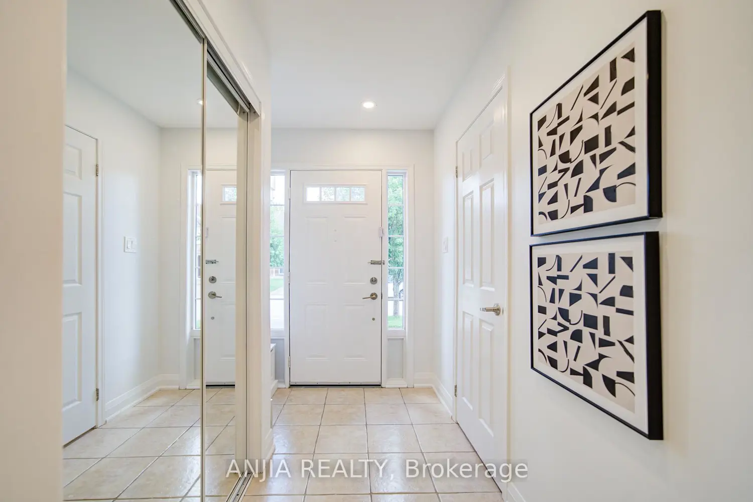 39 Miltrose Crescent photo 3