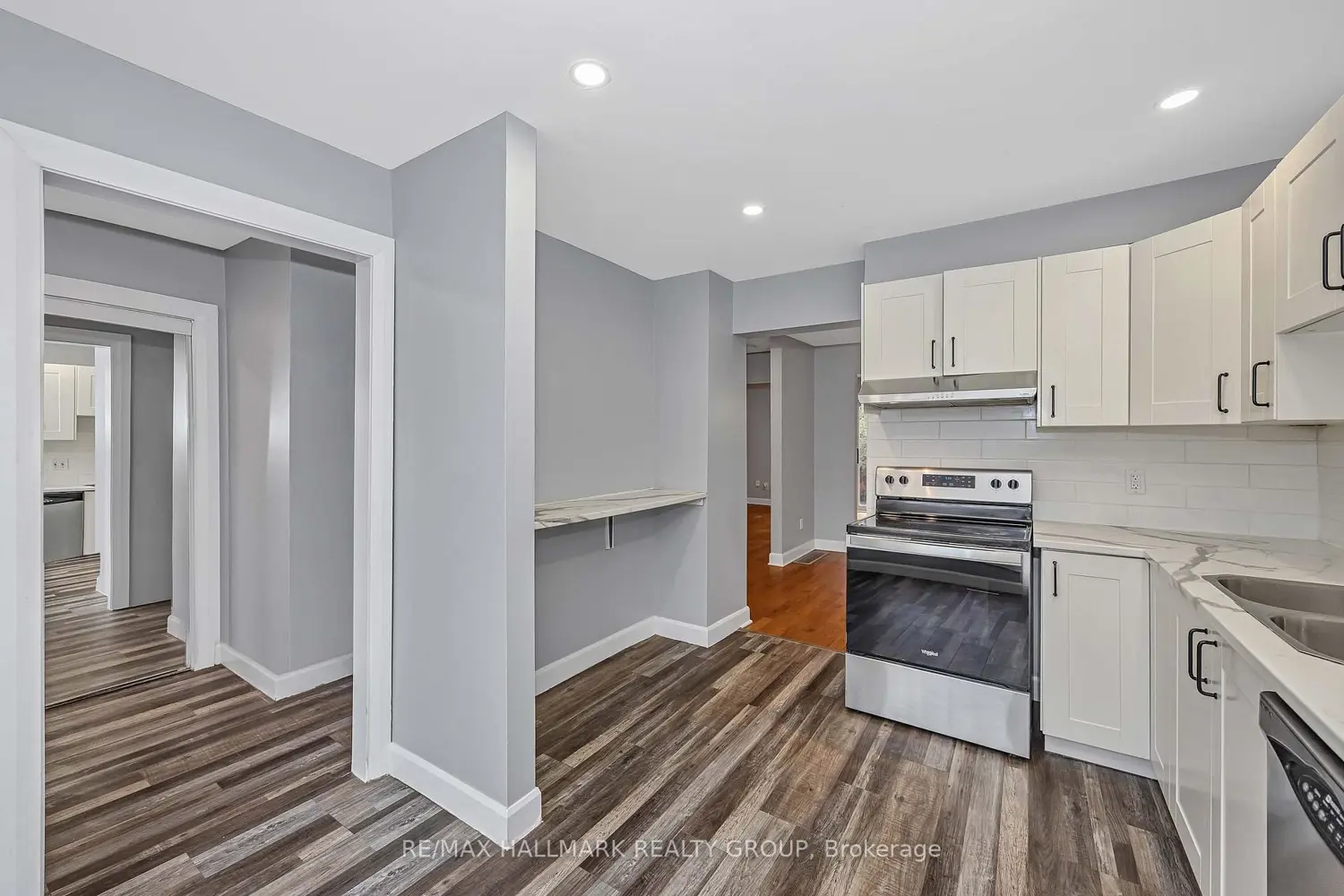 820 Cahill Drive 69 photo 3