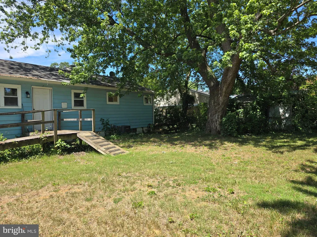 11 Glenwood Drive, Dover, DE 19904