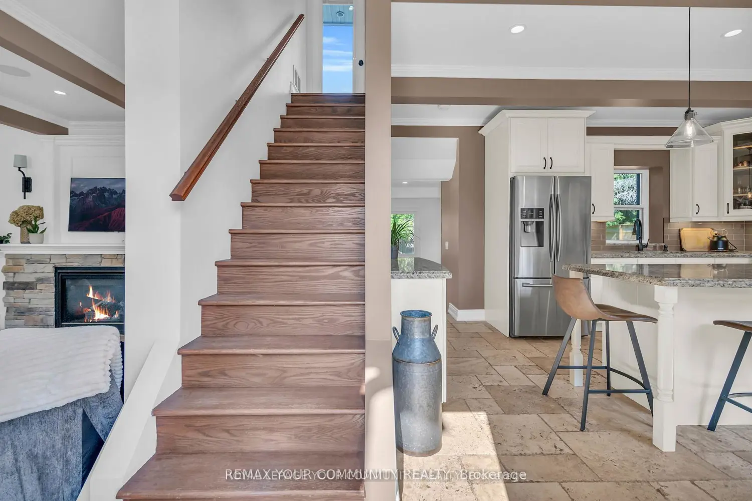 21039 Dalton Road photo 2