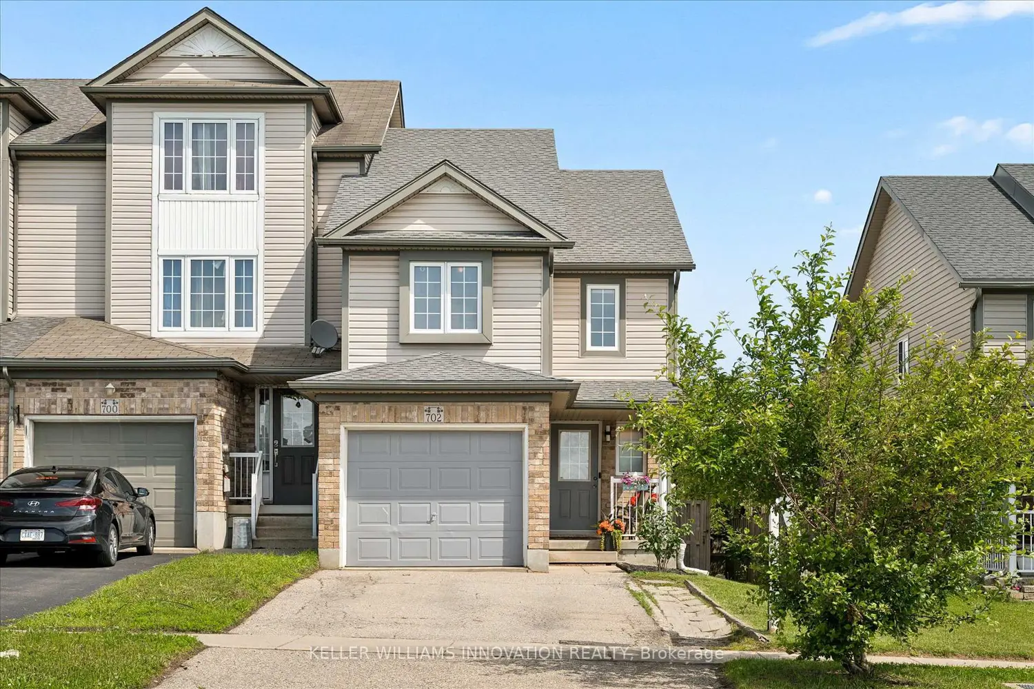 702 Activa Avenue photo 3