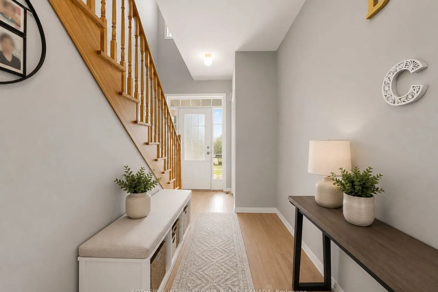 71 Daniele Crescent photo 3