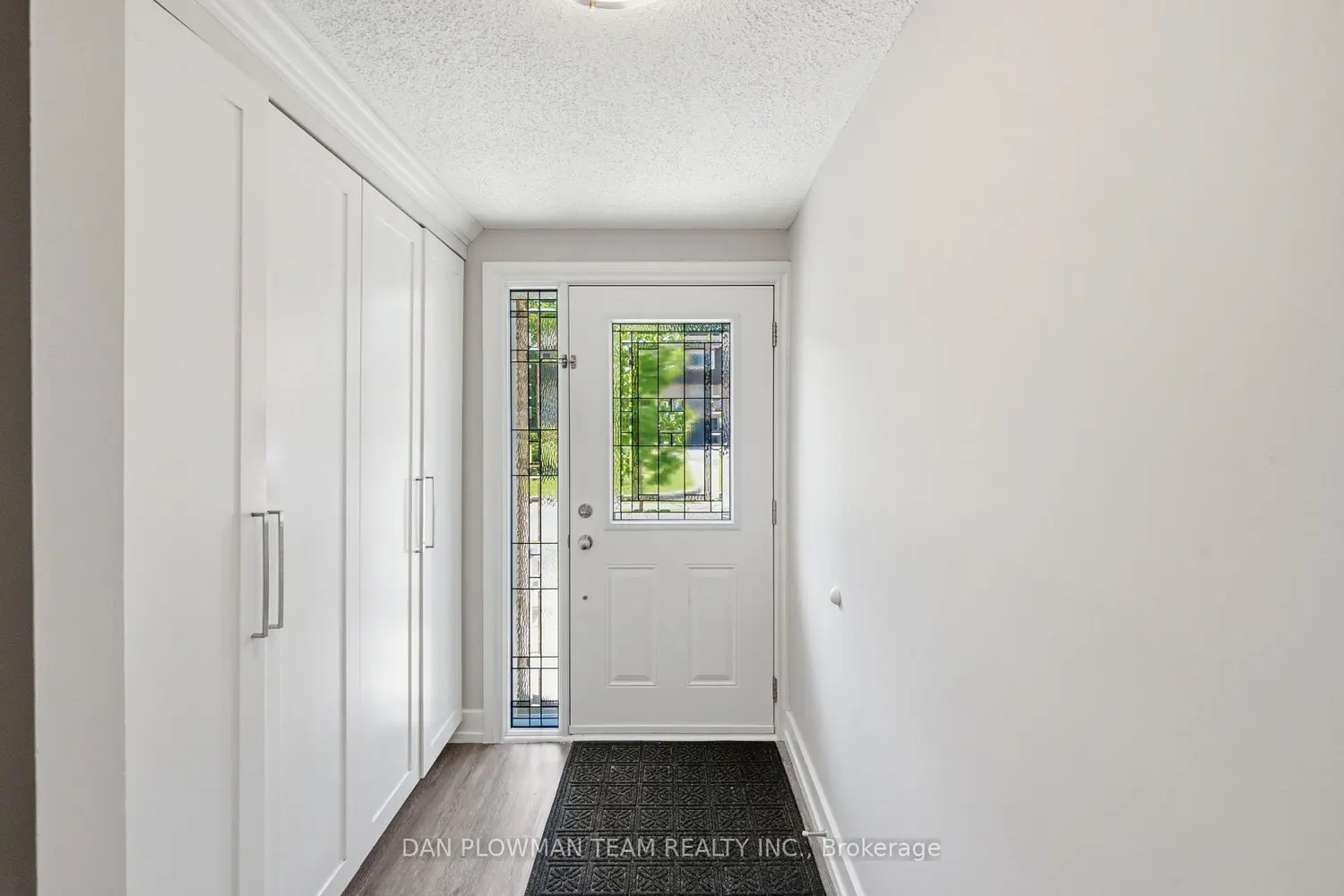 350 Camelot Court 45 photo 2