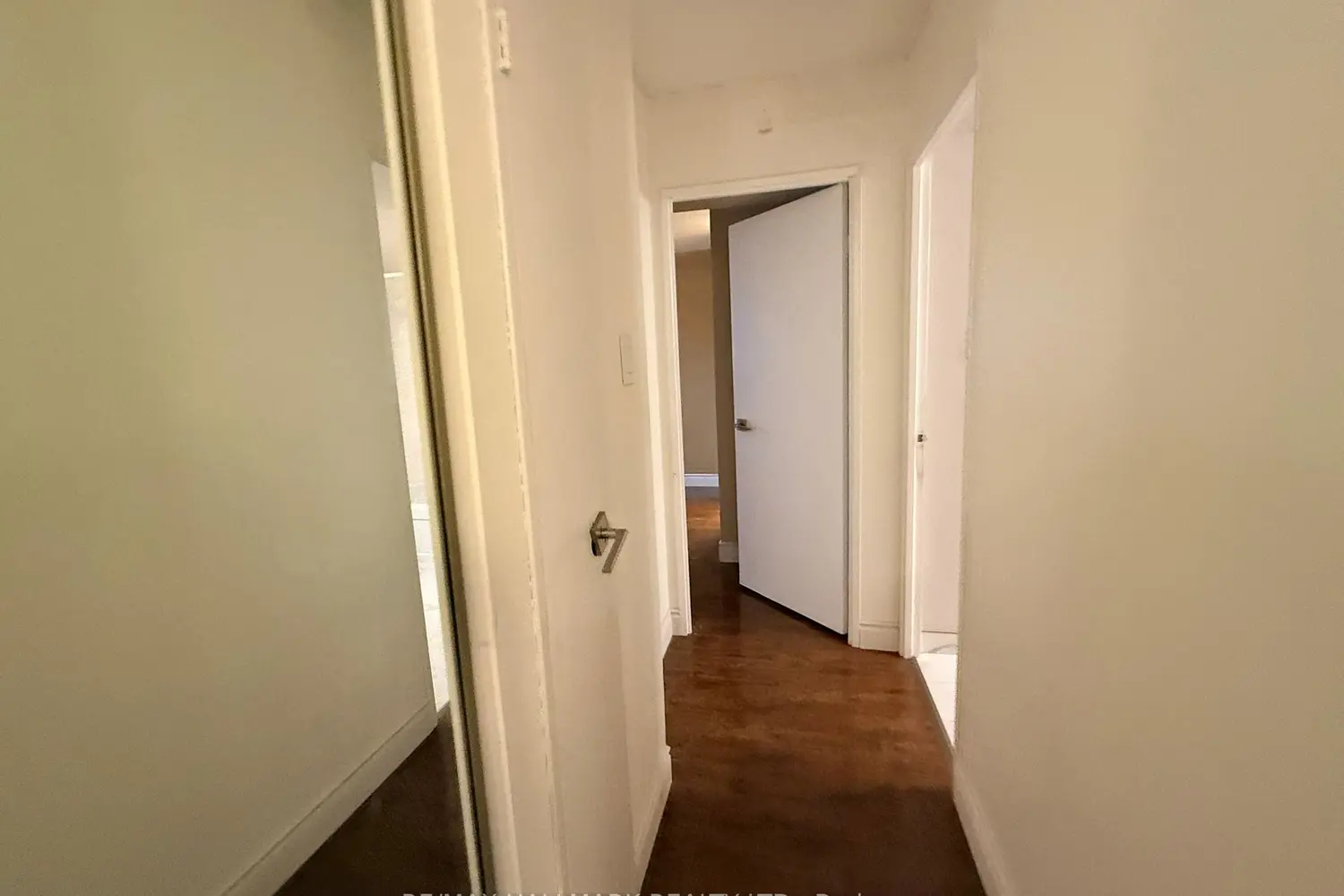 121 Ling Road 1612 photo 3