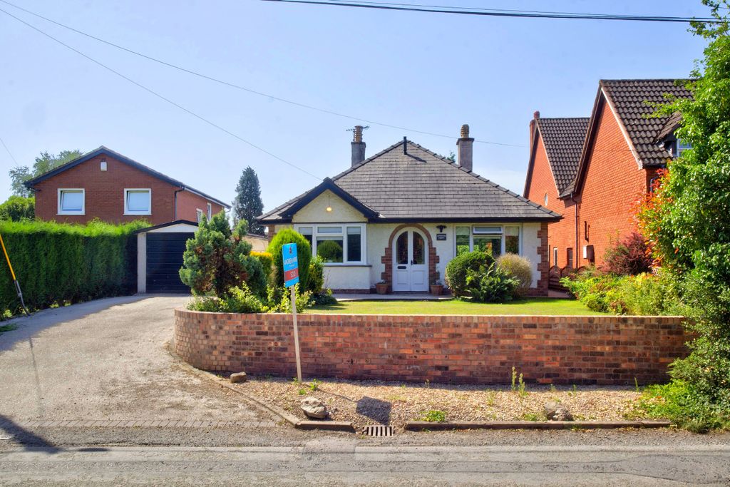 4 bed detached bungalow for saleAttwood Lane, Holmer, Hereford HR1
