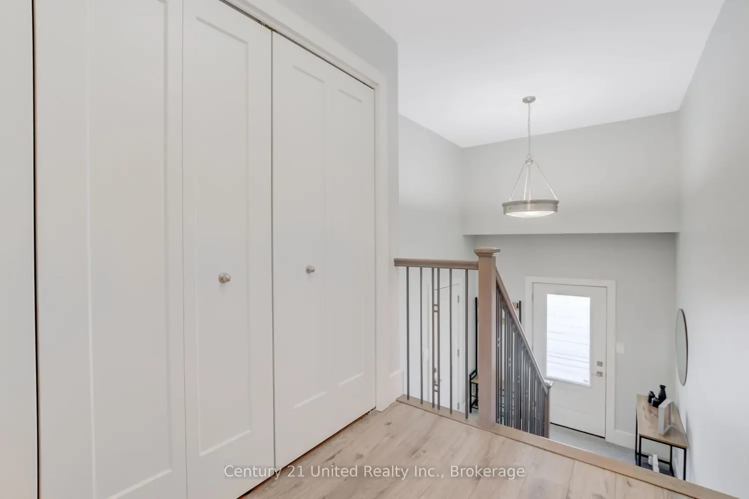 109 Meagan Lane photo 2
