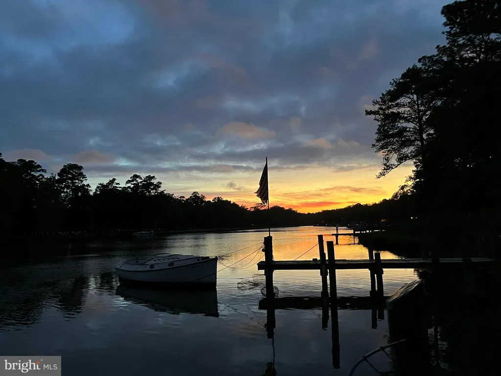 4 Oxford Court, Ocean Pines, MD 21811