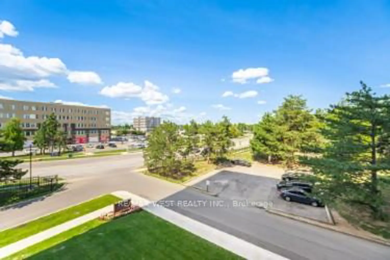 15 Kensington Road 409 photo 3