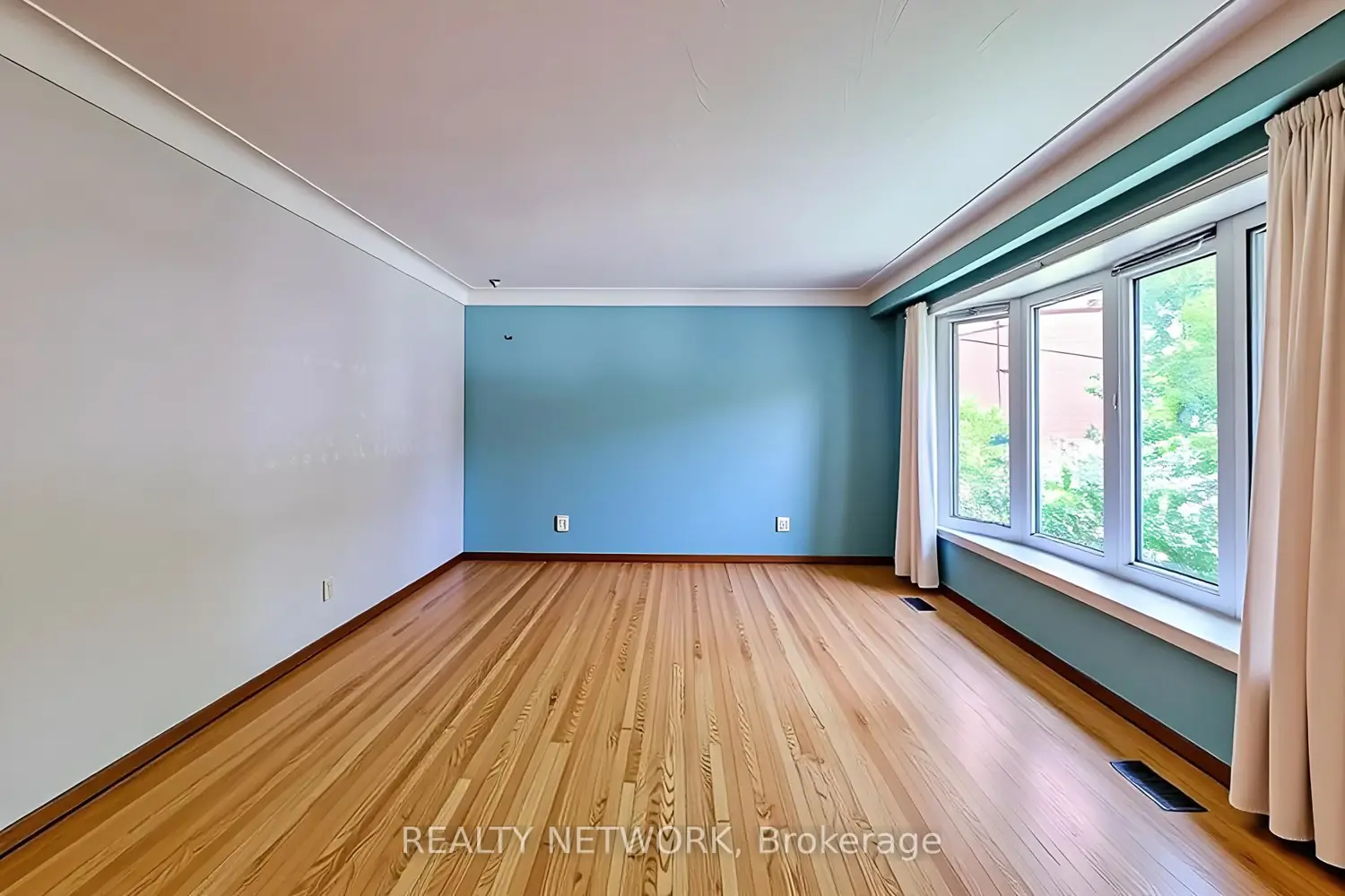 314 Upper Kenilworth Avenue photo 2