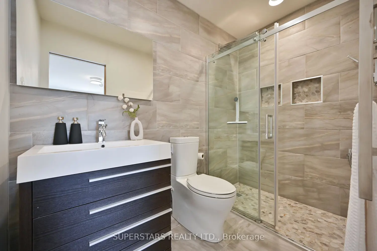 2280 Baronwood Drive 65 photo 5