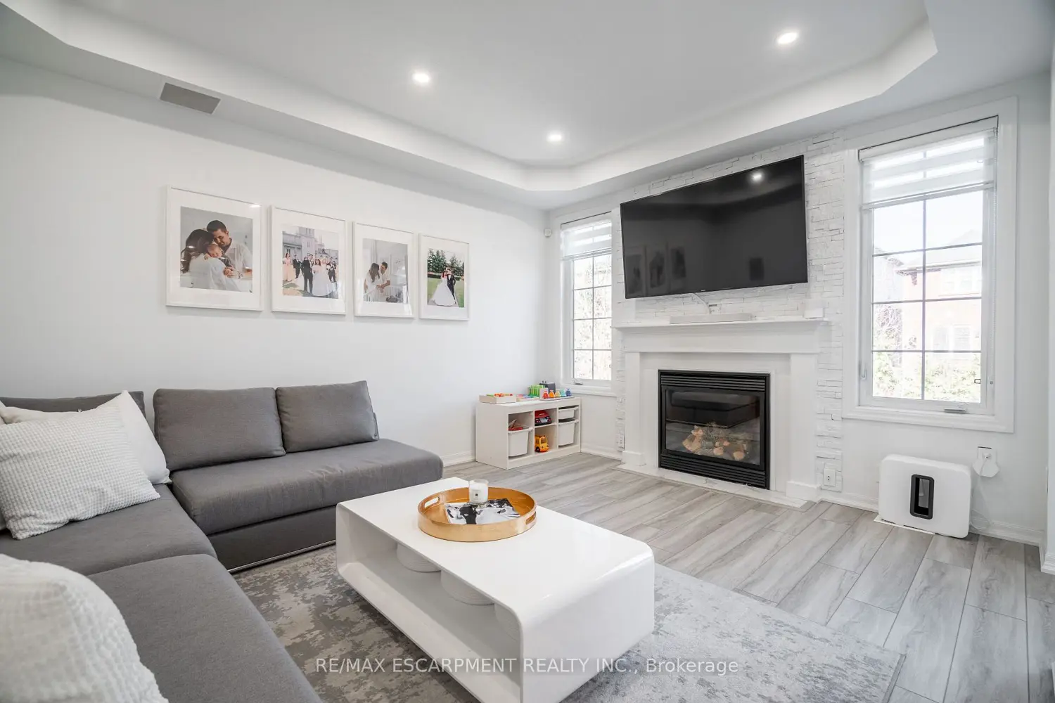 80 Montreal Circle photo 4