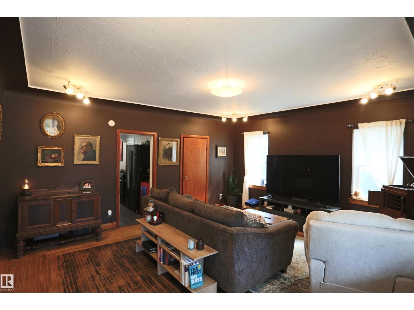 4807 53 Avenue, Stony Plain, AB, T7Z1C5 photo 5