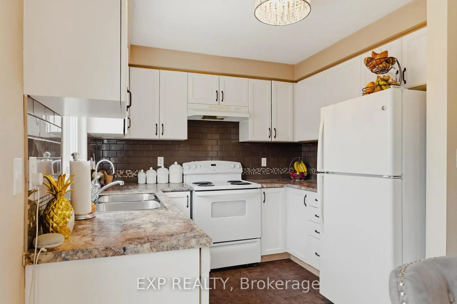 750 Lawrence Street 88 photo 4