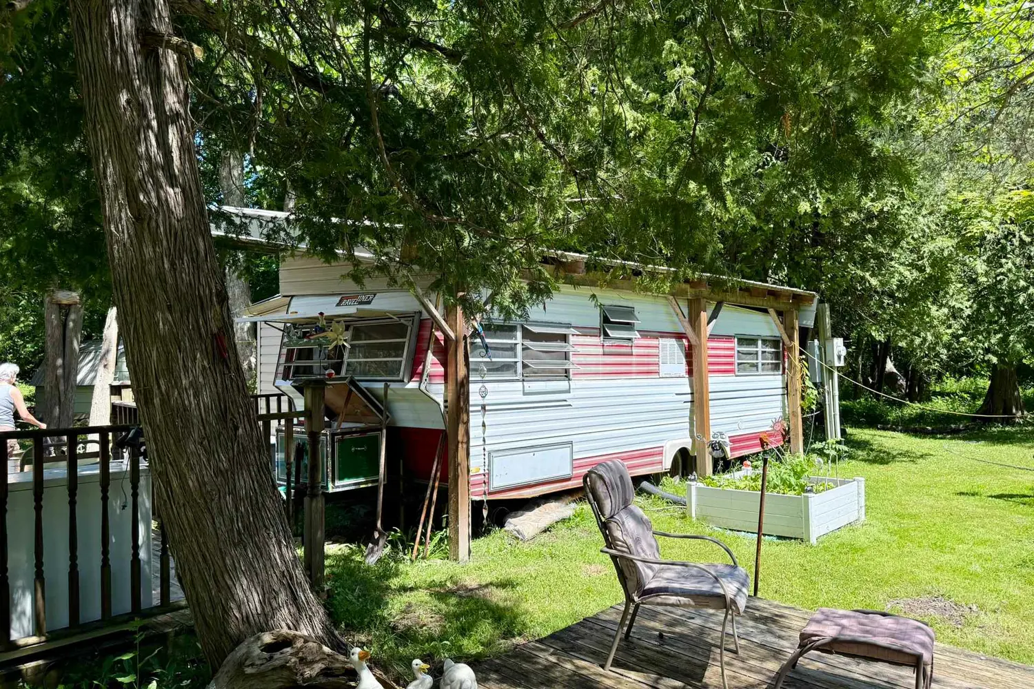 157 Anderson Drive photo 3