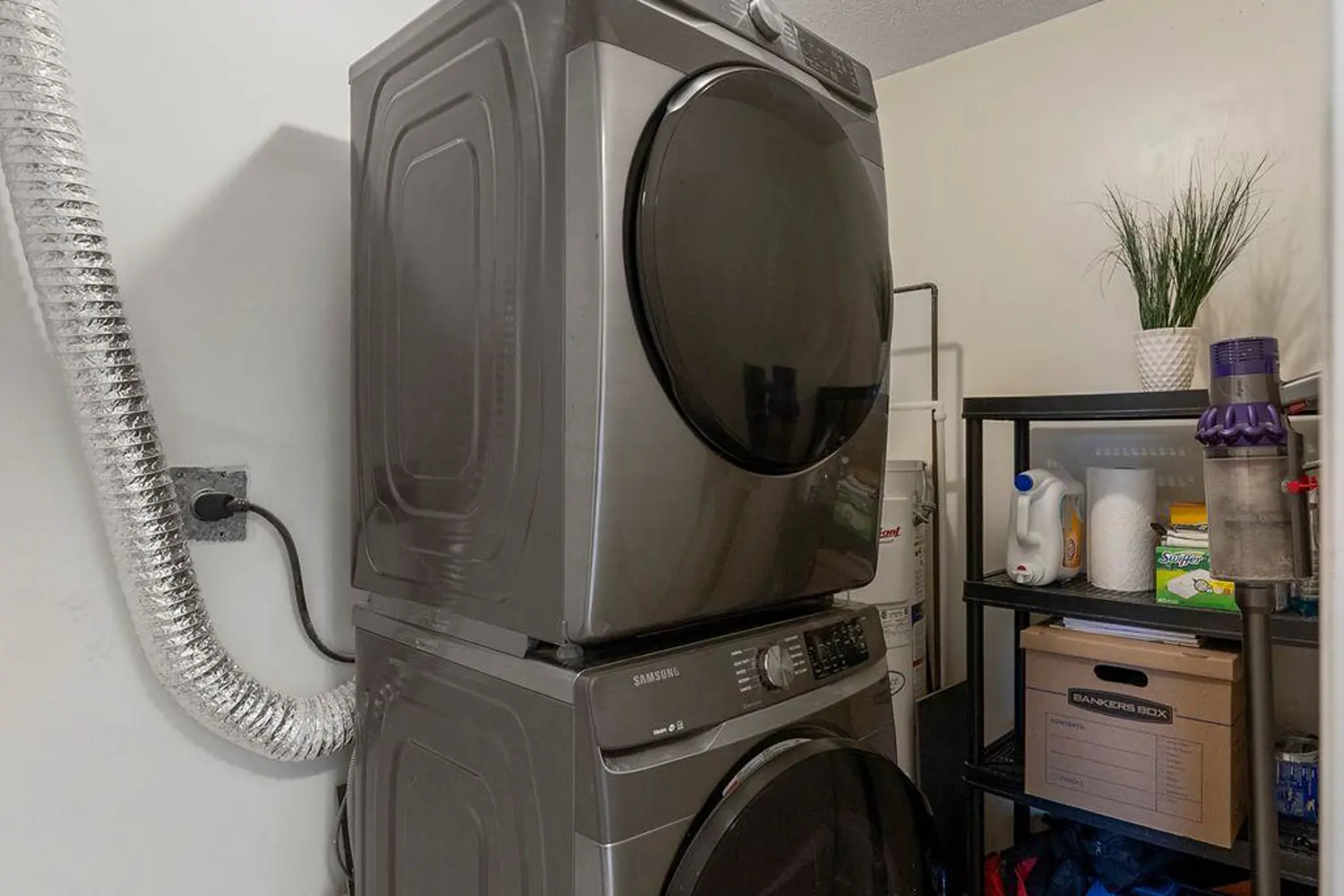 614 Tanguay Court photo 5