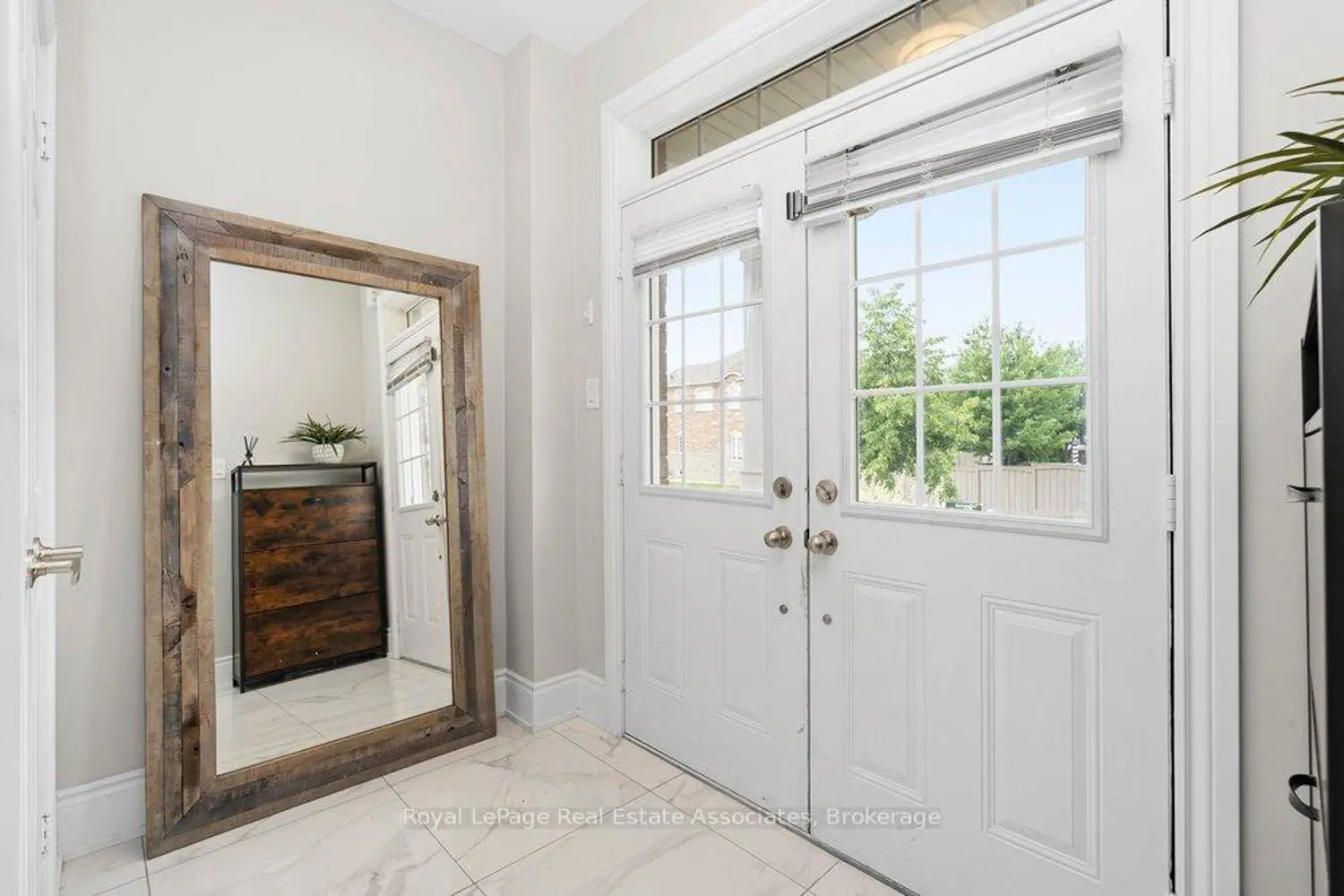 158 Gentile Circle photo 2