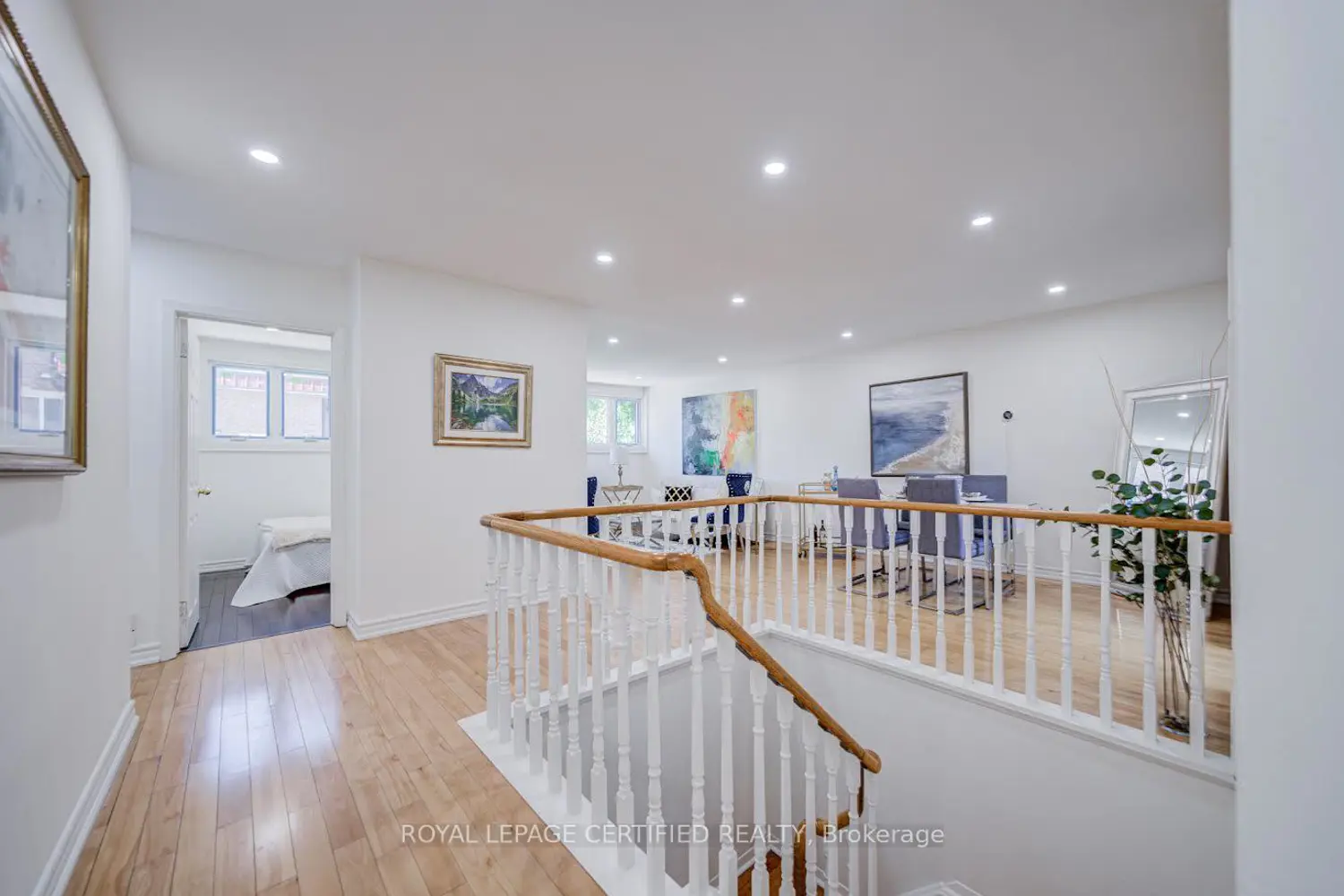 79 Samson Crescent photo 3