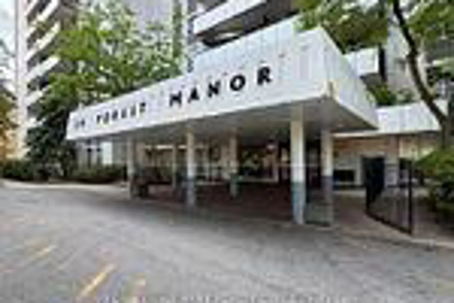 20 Forest Manor Road 703