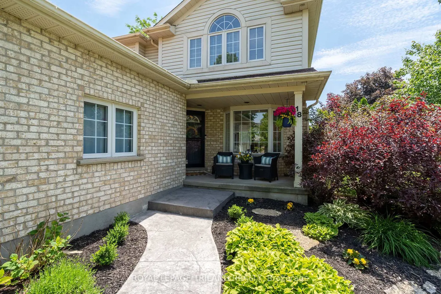 18 Sifton Drive photo 2