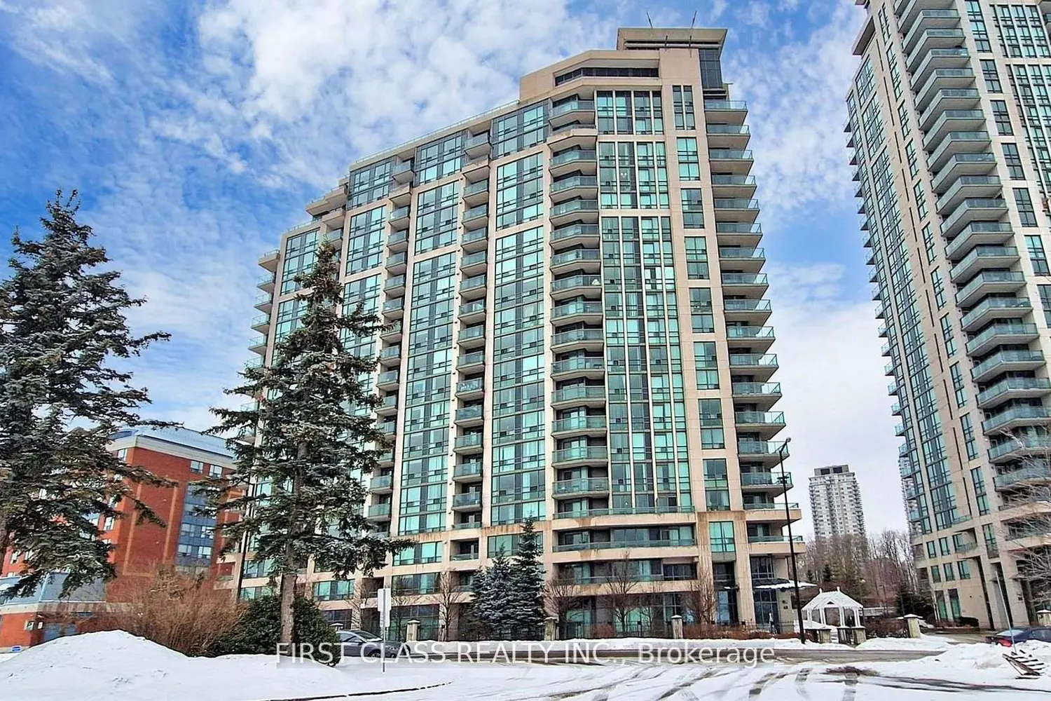 68 Grangeway Avenue 1112