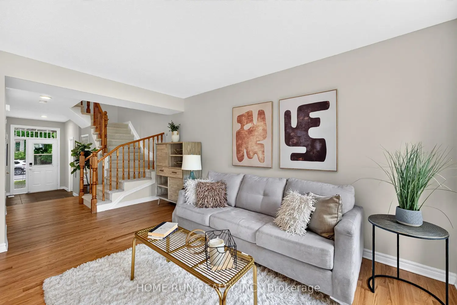 164 Gray Crescent photo 5