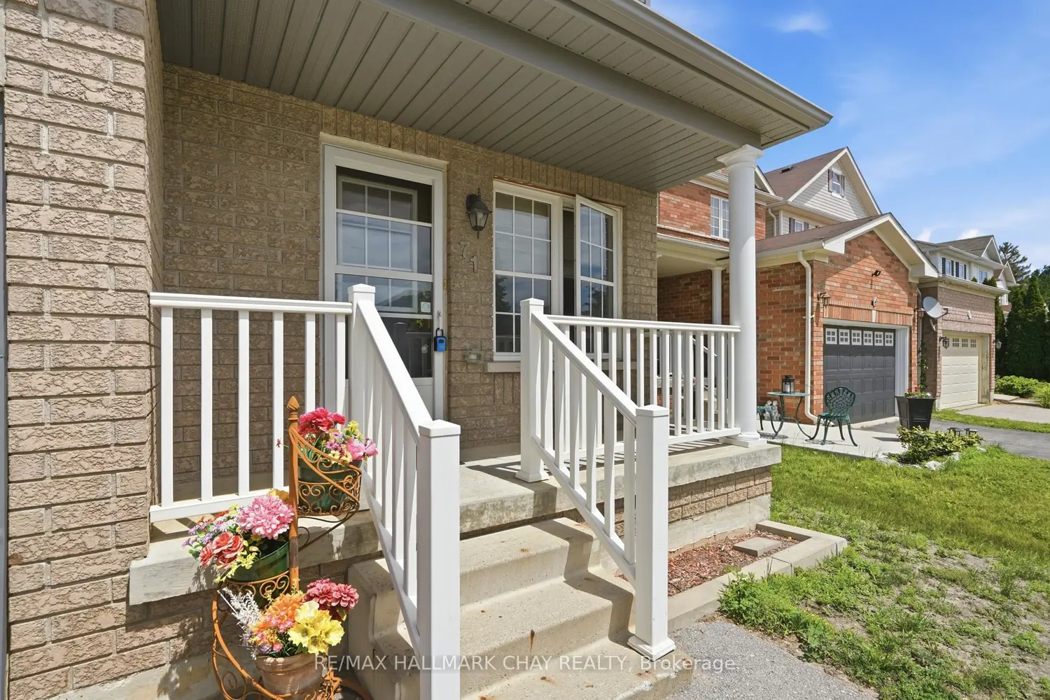 71 Stonemount Crescent