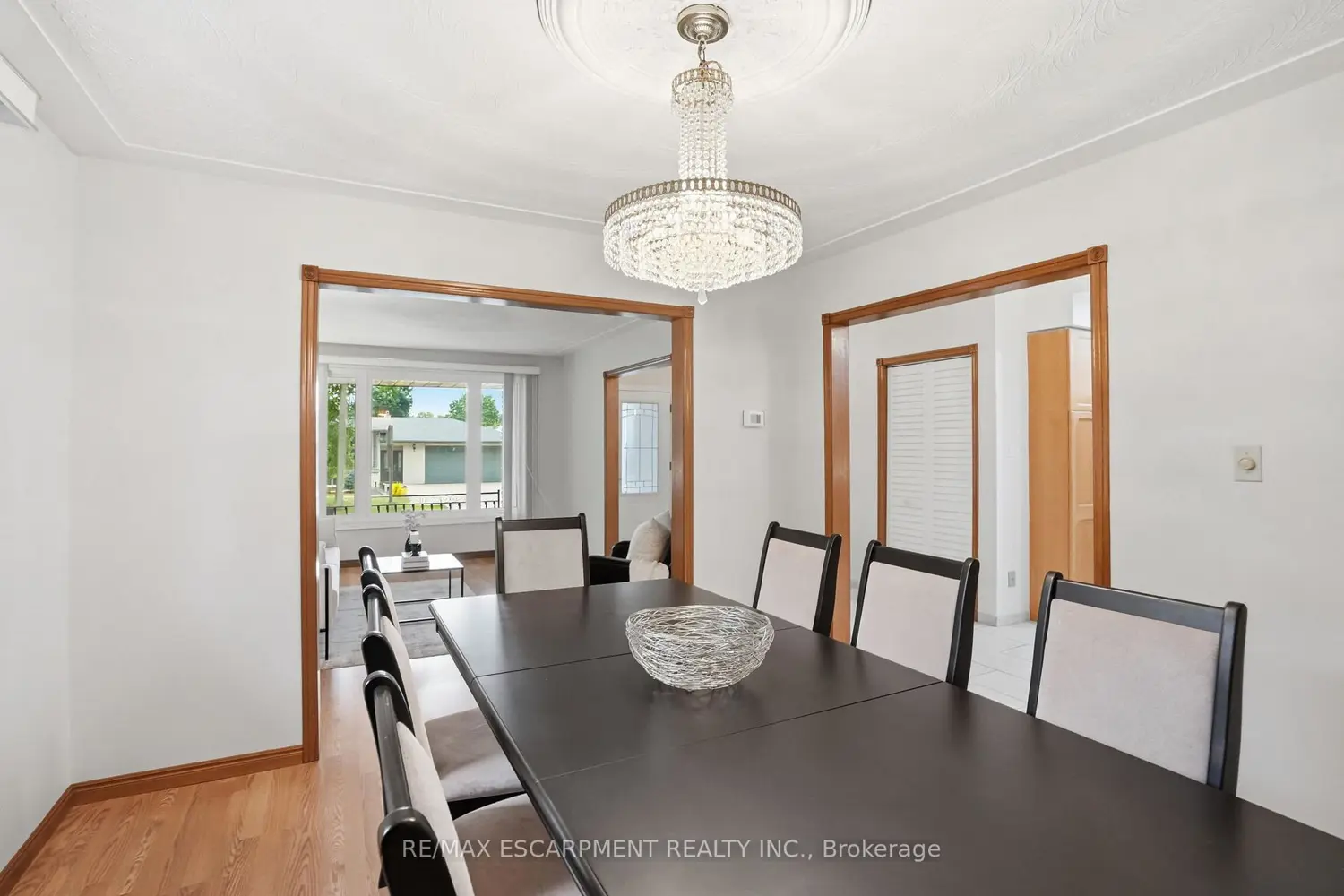 6 Royce Avenue photo 4