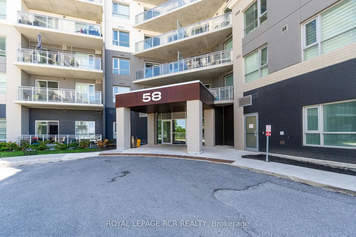 58 Lakeside Terrace 1112