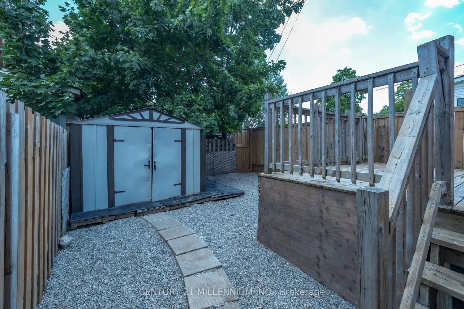 242 Balmoral Avenue photo 3