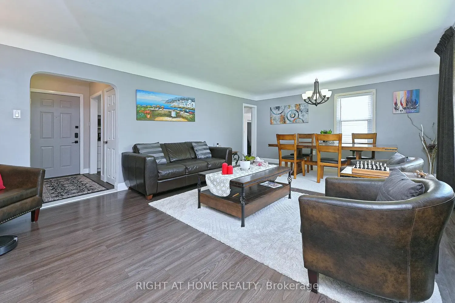 446 Geneva Street photo 4