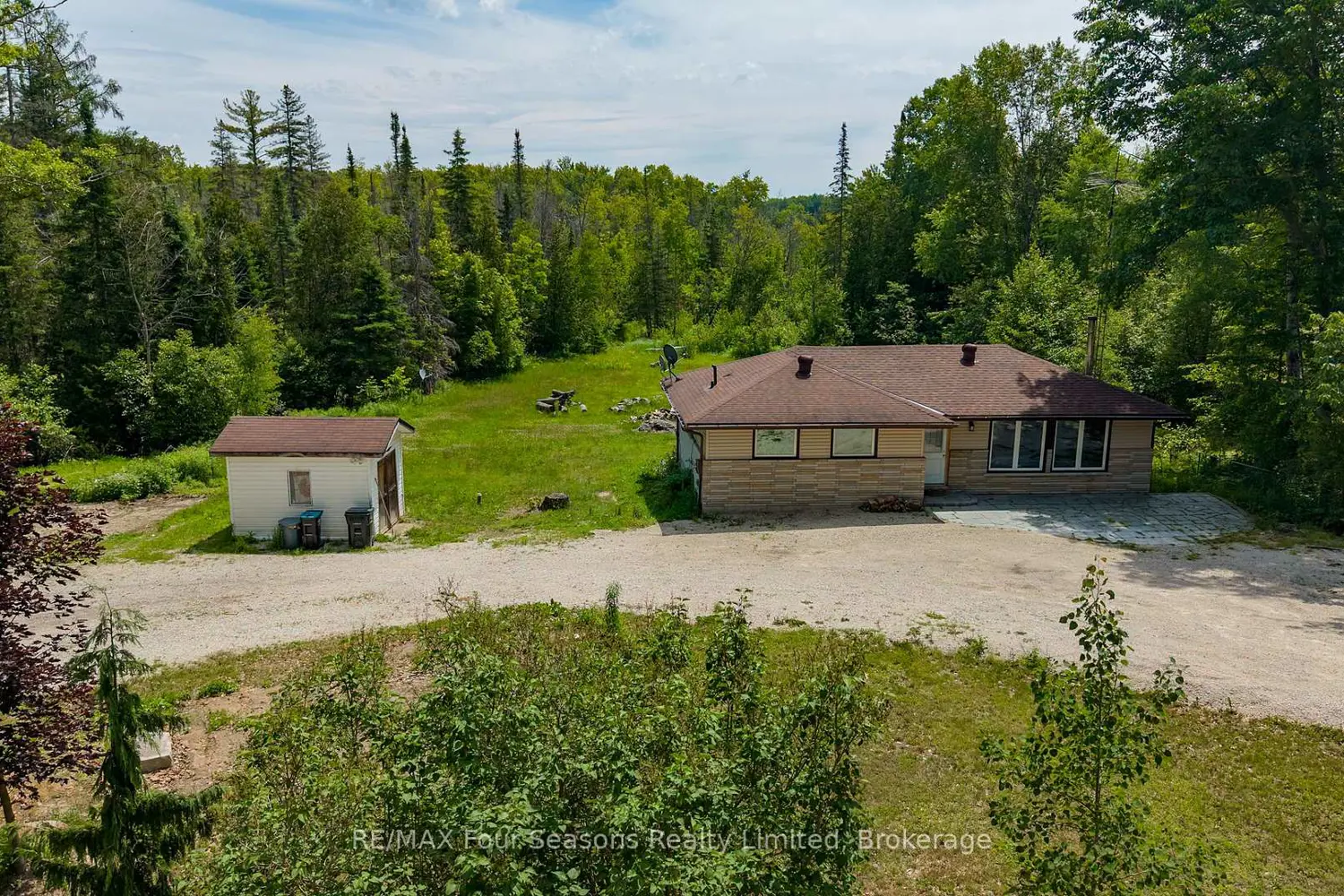 2133 Klondike Park Road photo 2