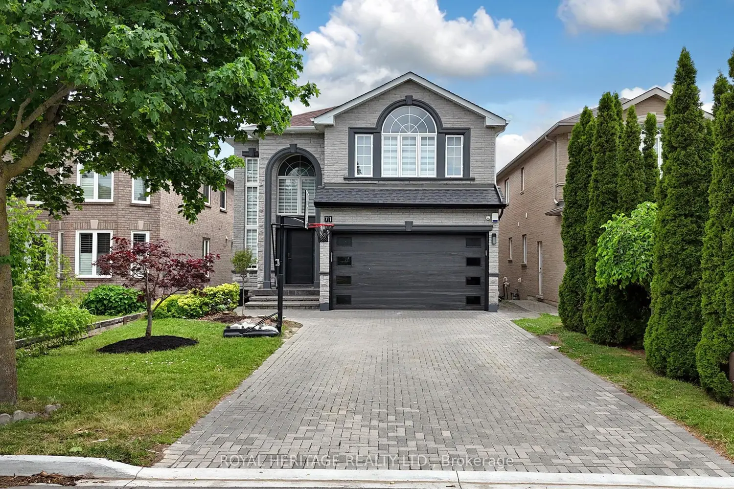 71 Lund Street photo 2
