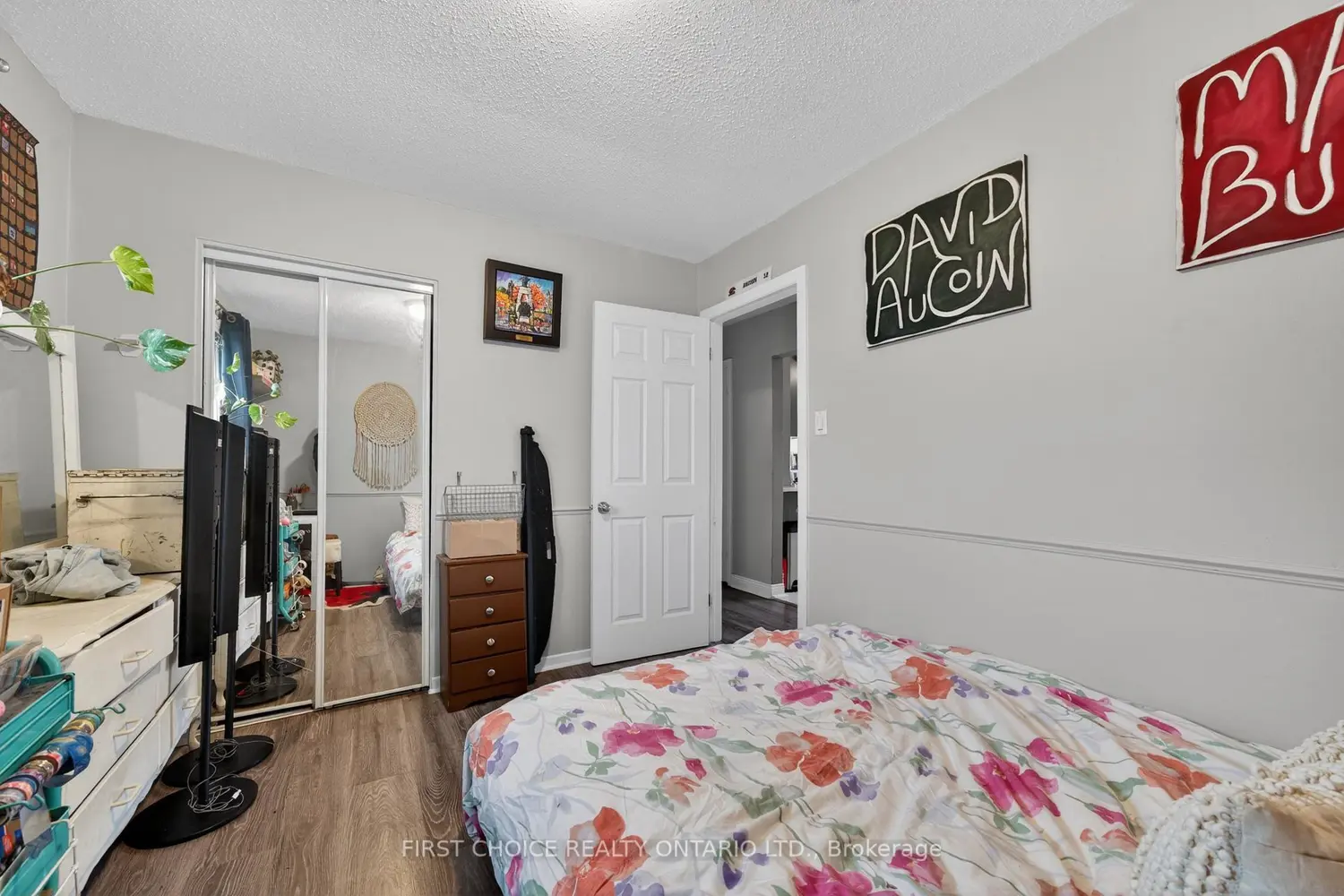 1307 Aurele Street photo 4