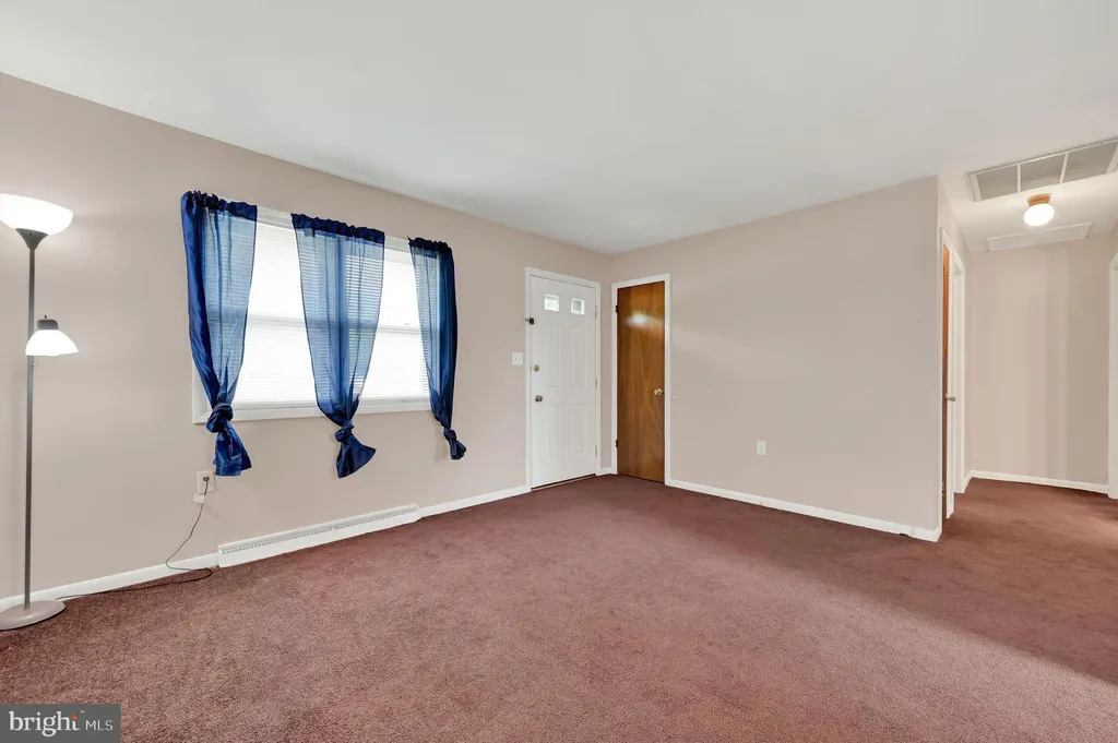 511 Sunset Drive, Dover, DE 19901 photo 2