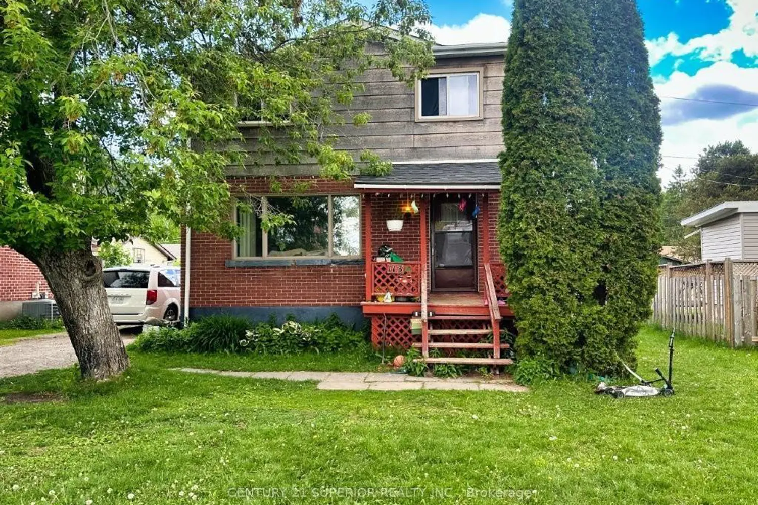 113 Stadler Ave photo 2