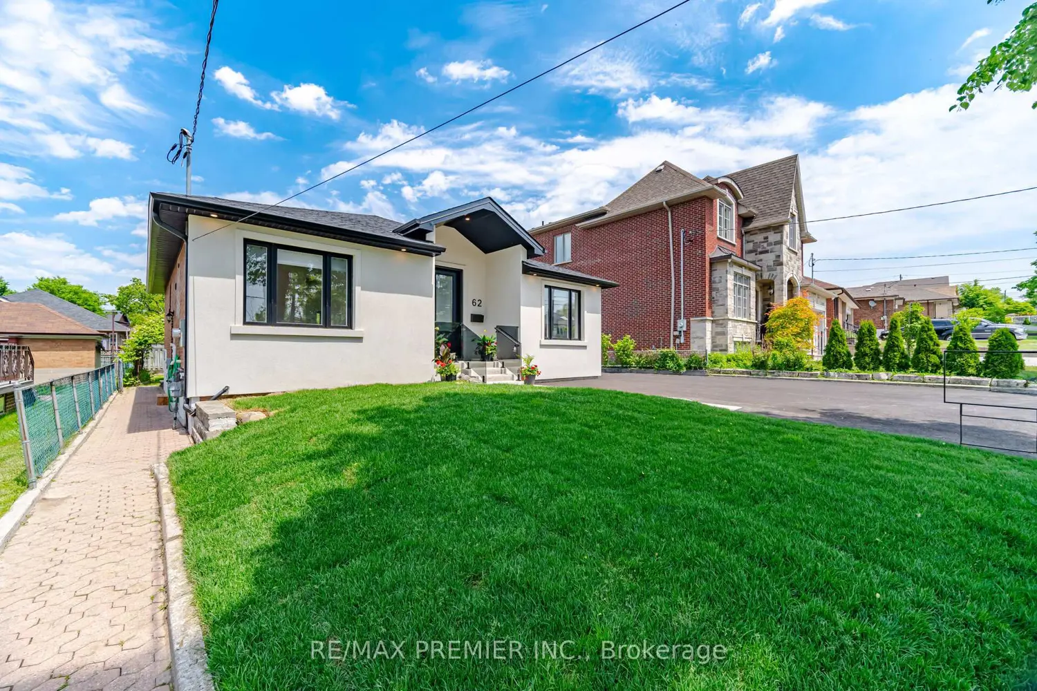 62 Flamborough Drive photo 3