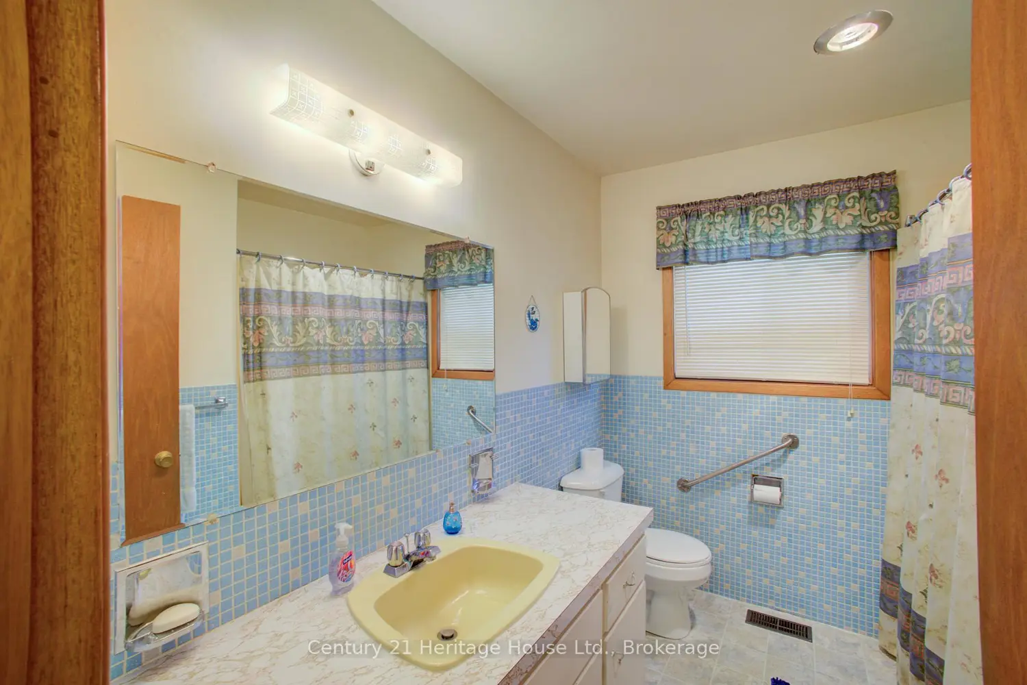 225 George Street photo 5