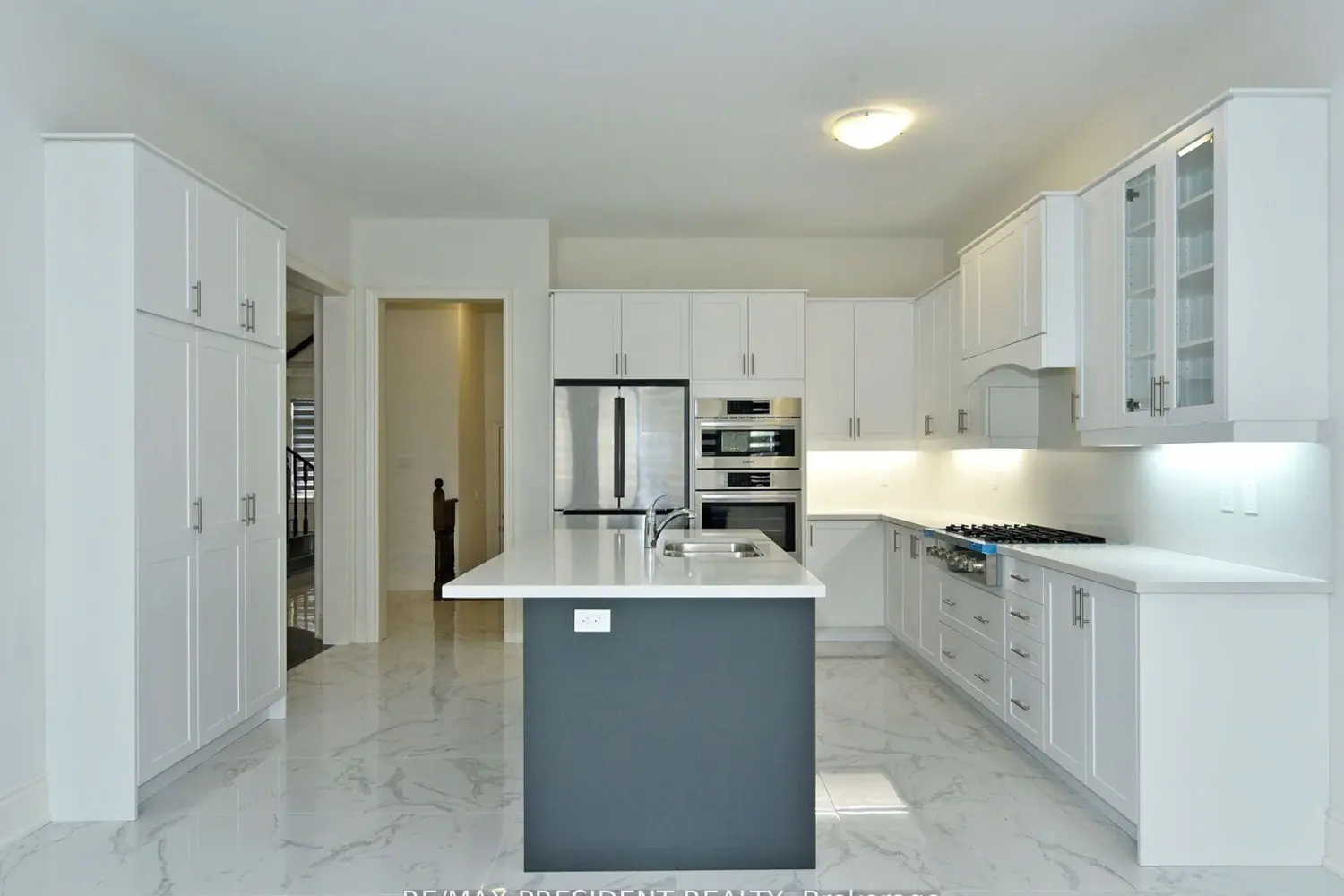 210 Mckean Drive photo 5