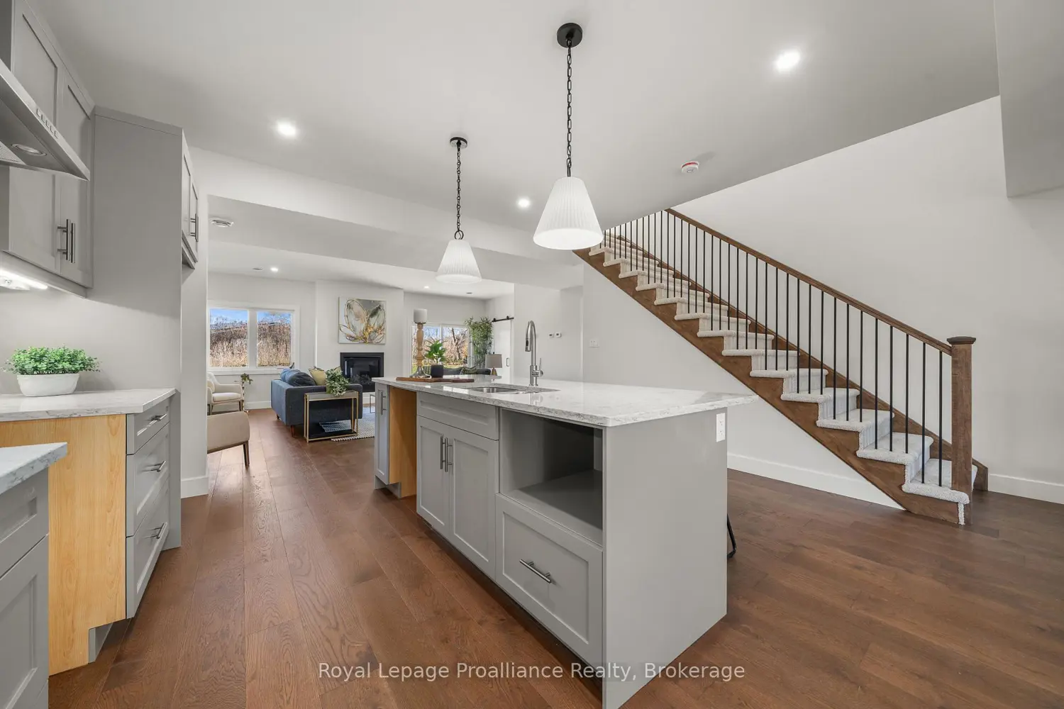 44 Fraser Drive photo 4